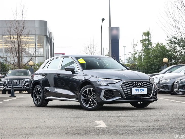 Audi A3 2023 SPORTBACK Fashion