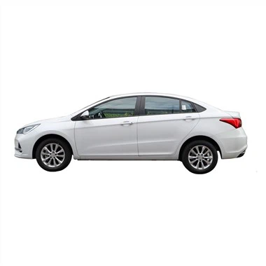 Vehículo eléctrico blanco perla para viajes diarios