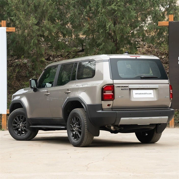 FAW Toyota Prado Middle and Large Size Gasoline  SUV