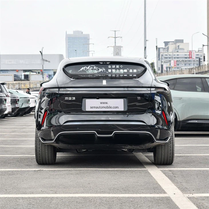 HUAWEI AVATR 11 Suv Electric Car