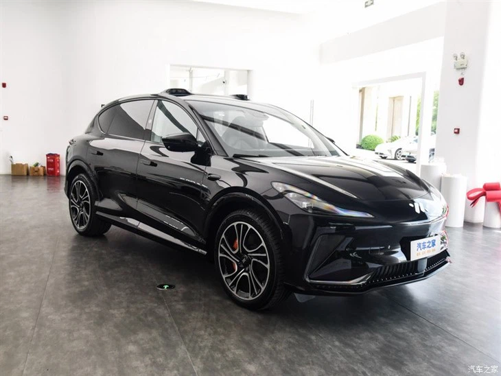 Im Ls7 Pure Electric Luxury Large SUV With Future Wisdom Cabin
