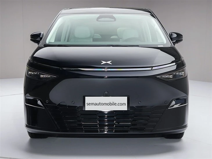 Xpeng X9 MPV EV